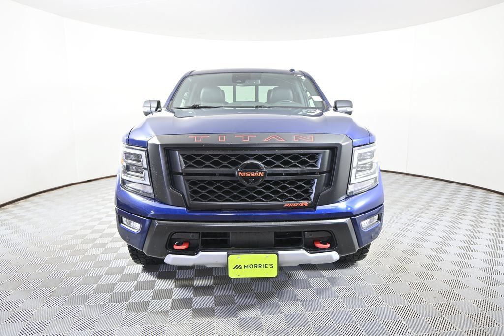 Used 2020 Nissan Titan PRO-4X w/ Pro-4x Convenience Package AWD/4WD image 11