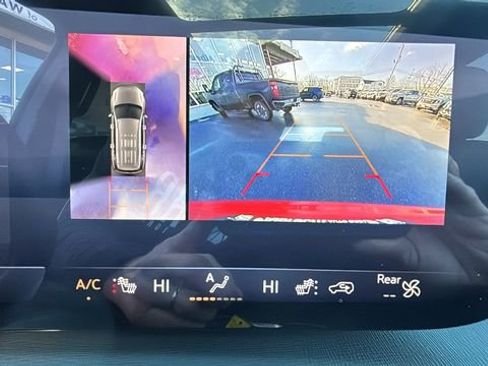 New 2025 Buick Enclave Sport Touring w/ Power Package AWD/4WD image 12