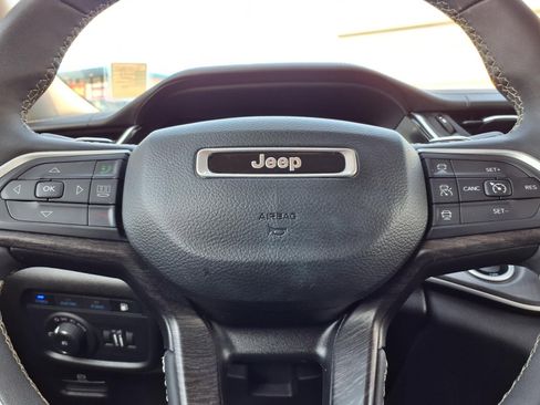 Used 2022 Jeep Grand Cherokee Limited 4xe AWD/4WD image 16