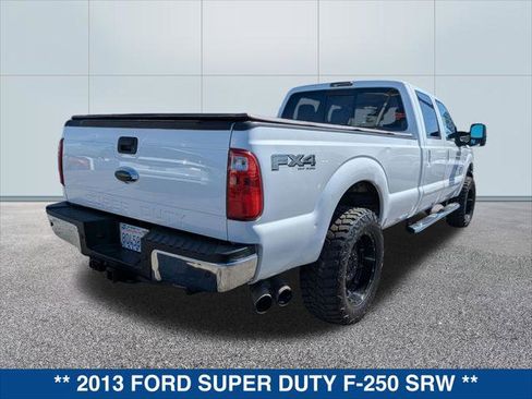 Used 2013 Ford F250 Lariat w/ Lariat Interior Pkg image 5