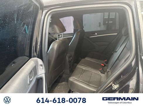 Used 2016 Volkswagen Tiguan R-Line AWD/4WD image 16