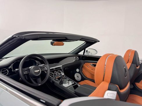 Used 2024 Bentley Continental GT Azure image 43