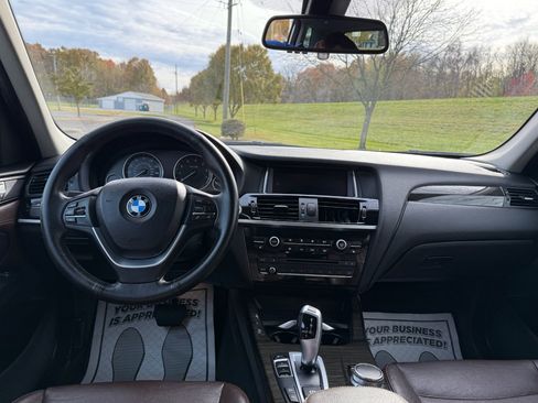 Used 2017 BMW X3 xDrive28i image 10
