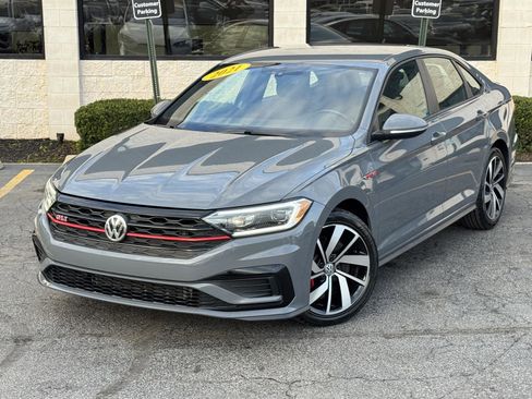 Used 2021 Volkswagen Jetta GLI FWD image 3
