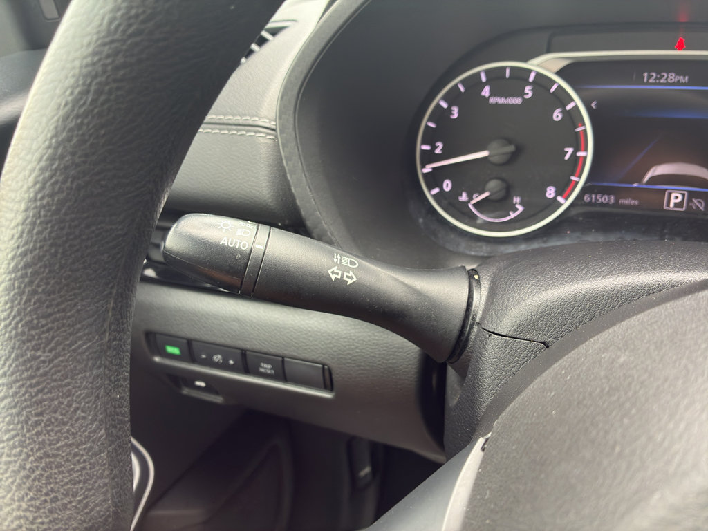 Used 2024 Nissan Sentra SV FWD image 20
