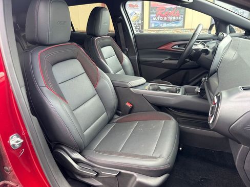 Used 2024 Chevrolet Equinox EV RS w/ Active Safety Package 3 FWD image 33