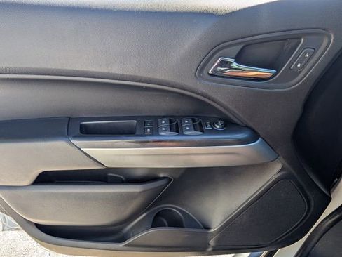 Used 2021 Chevrolet Colorado LT image 36