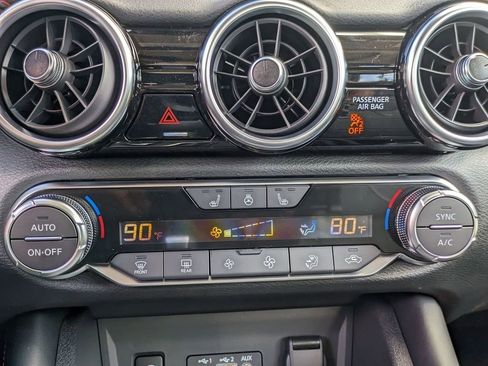 New 2025 Nissan Sentra SR w/ SR Premium Package image 20