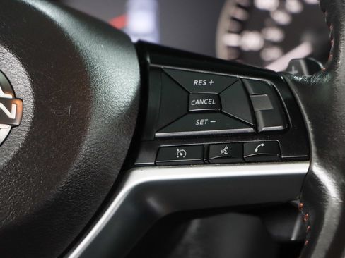 Used 2023 Nissan Altima 2.5 SR FWD image 14