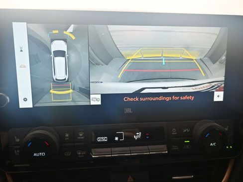 Used 2025 Toyota Grand Highlander AWD Hybrid image 20