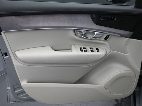 New 2026 Volvo XC90 B6 Ultra w/ Lounge Package AWD/4WD image 5