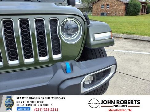 Used 2023 Jeep Wrangler Unlimited Sahara image 14