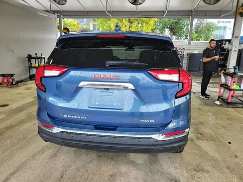 Used 2024 GMC Terrain SLT w/ LPO, Floor Liner Package image 13