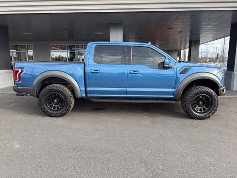 Certified 2020 Ford F150 Raptor w/ Equipment Group 802A Luxury image 3