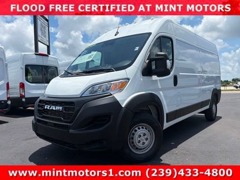 Used 2024 RAM ProMaster 2500 w/ Power Group FWD image 15