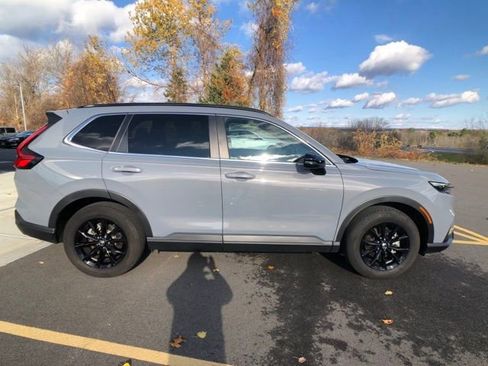 Used 2025 Honda CR-V Sport-L image 6