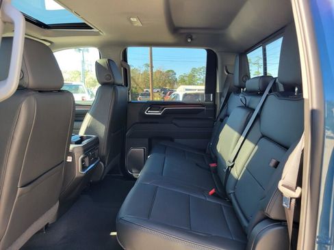 New 2026 GMC Sierra 3500 Denali w/ Denali Reserve Package image 25
