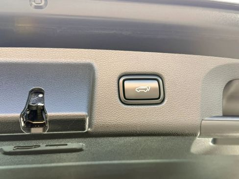 Used 2021 Kia Telluride SX w/ SX Prestige Package image 18