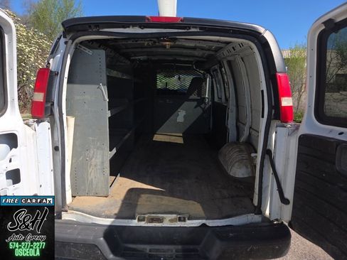 Used 2006 Chevrolet Express 1500 RWD image 10