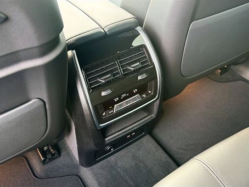 New 2026 BMW X5 M60i image 20