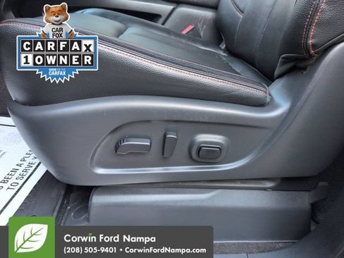 Used 2021 Nissan Titan PRO-4X w/ Pro-4x Convenience Package AWD/4WD image 12