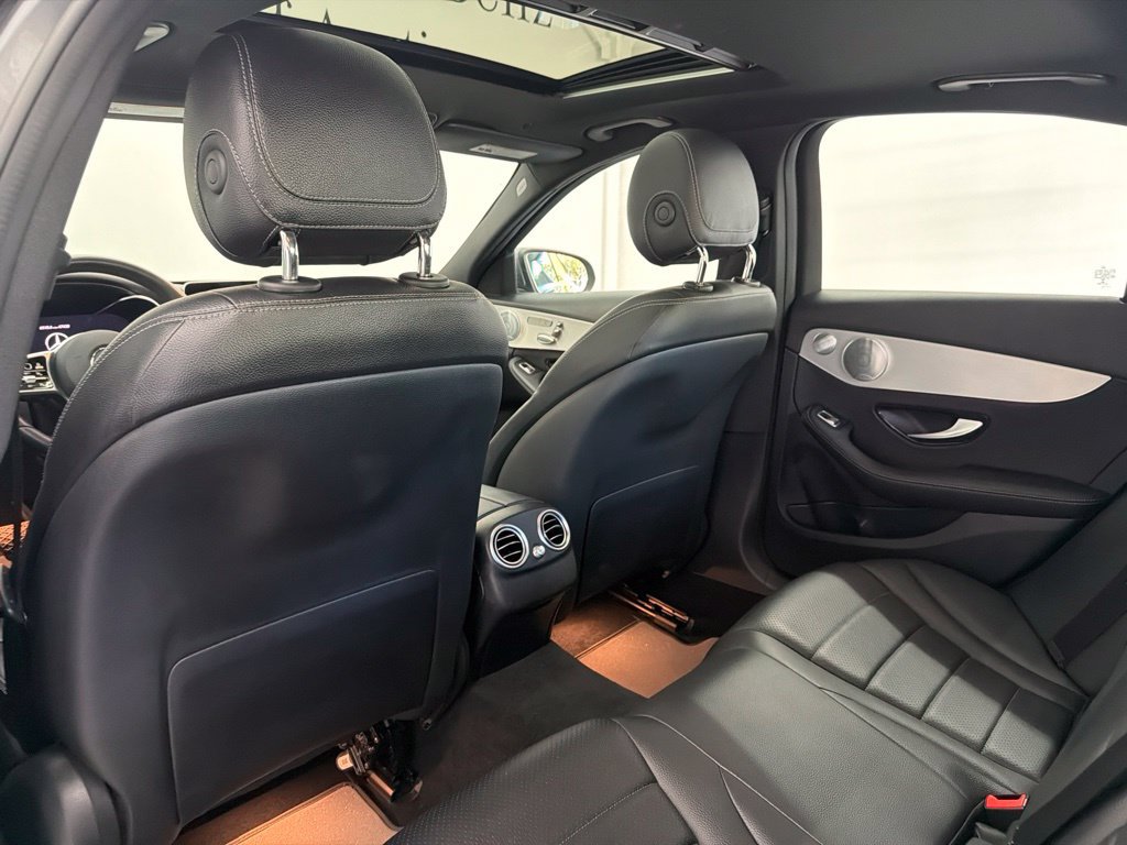 Used 2021 Mercedes-Benz C 300 Sedan image 23