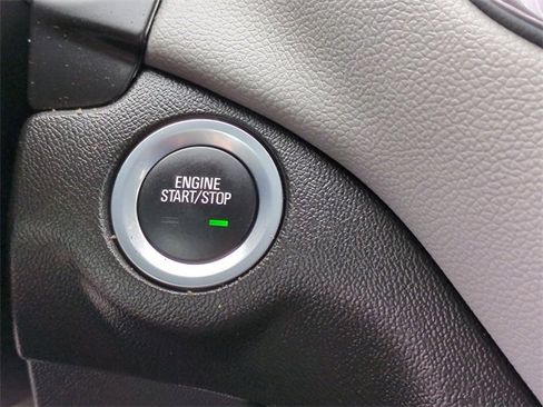 Certified 2023 Chevrolet Equinox LS image 17