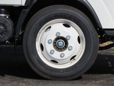 New 2024 Chevrolet Low Cab Forward 5500HG image 18