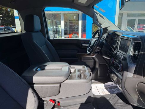 Used 2022 Chevrolet Silverado 2500 LT w/ Convenience Package image 31