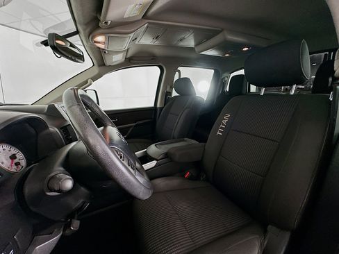 Used 2015 Nissan Titan PRO-4X image 13