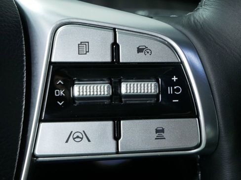 Used 2024 Kia Telluride SX w/ Towing Package AWD/4WD image 29