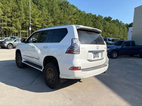 Used 2017 Lexus GX 460 w/ Navigation Package AWD/4WD image 22