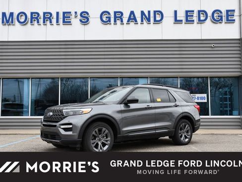 Used 2023 Ford Explorer XLT w/ Equipment Group 202A image 1