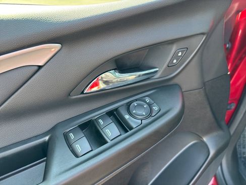 Certified 2022 Chevrolet Bolt LT w/ Infotainment Package FWD image 11