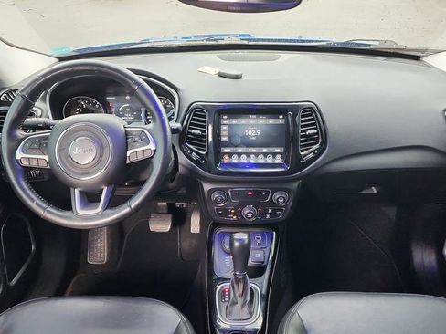 Used 2018 Jeep Compass Limited AWD/4WD image 9