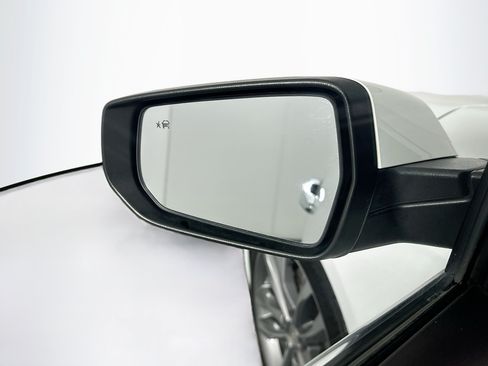 Used 2020 Chevrolet Malibu Premier FWD image 16
