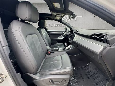 Used 2021 Audi Q3 2.0T Premium image 24