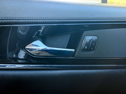 Certified 2023 Lincoln Nautilus AWD w/ Premium Package image 27