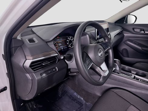 Used 2026 Nissan Altima 2.5 SV AWD/4WD image 23