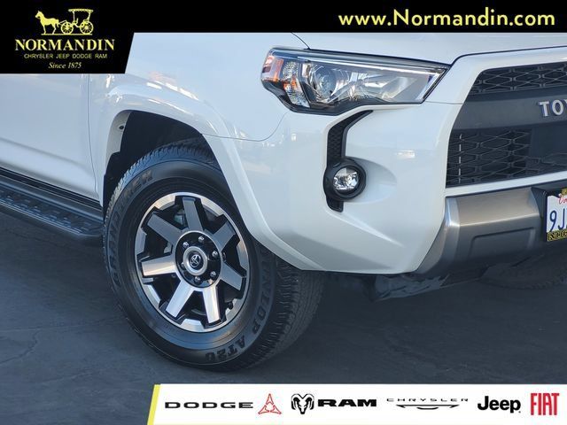 Used 2024 Toyota 4Runner TRD Off-Road Premium AWD/4WD image 5