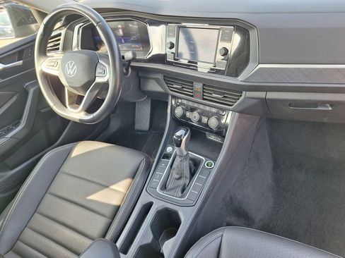 Used 2024 Volkswagen Jetta SE FWD image 23
