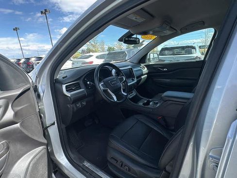 Used 2020 GMC Acadia SLT w/ Trailering Package AWD/4WD image 11
