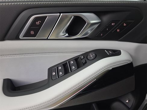 New 2026 BMW X5 xDrive50e w/ M Sport Package image 27