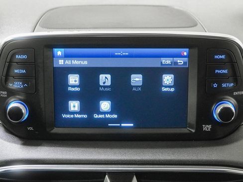 Used 2020 Hyundai Santa Fe SEL image 30