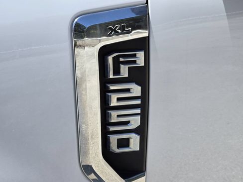 Used 2019 Ford F250 XL RWD image 10