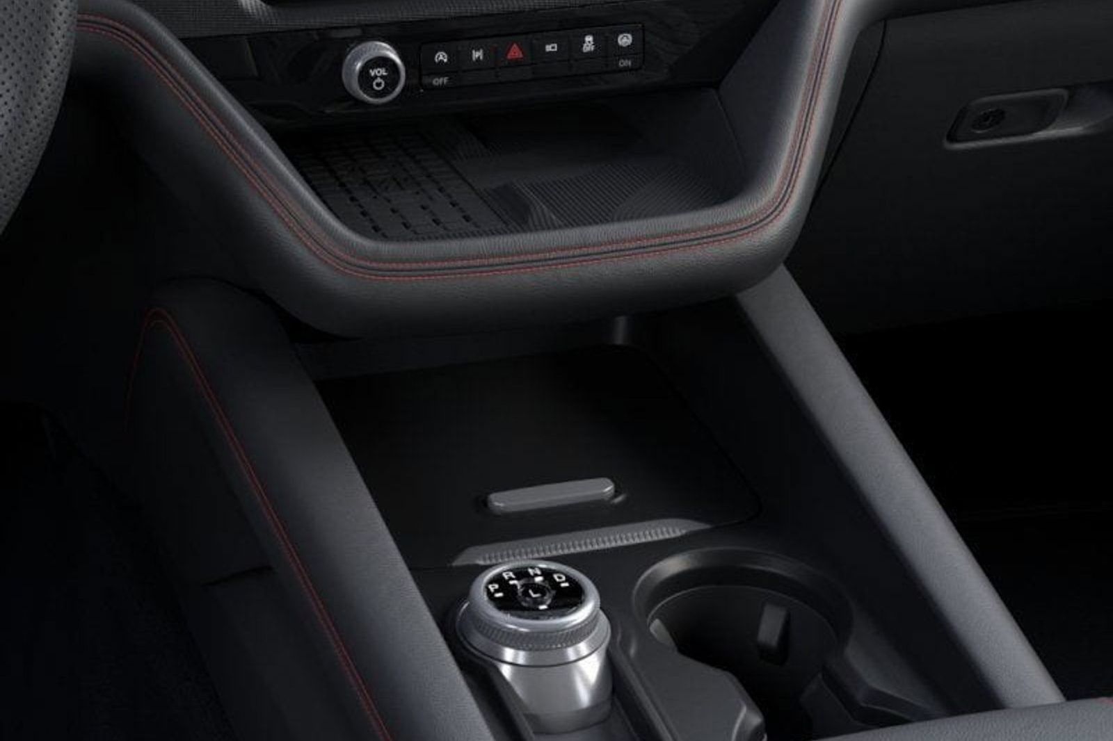 New 2025 Ford Explorer ST-Line w/ Premium Package RWD image 18