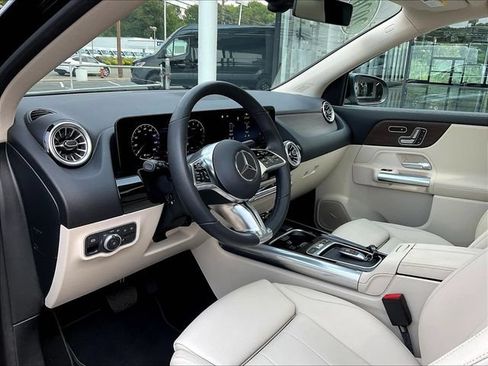 Used 2026 Mercedes-Benz GLA 250 4MATIC image 19