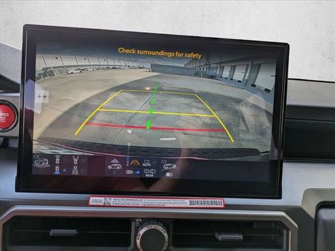 Certified 2025 Toyota 4Runner TRD Off-Road Premium image 13