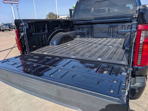 Used 2025 Ford F150 XLT w/ Equipment Group 302A MID image 27