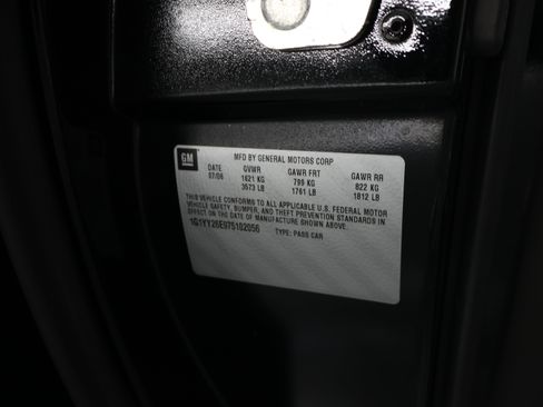 Used 2007 Chevrolet Corvette Z06 w/ Preferred Equipment Group RWD image 46